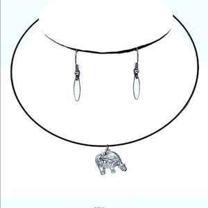 Farah Jewelry Elephant Pendant Choker & Earrings